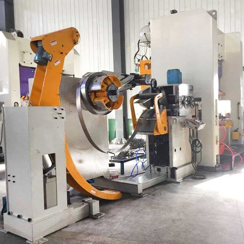 3 In 1 Nc Servo Roll Feeder Uncoiler Straightening Decoiler Machine For Stamping Metal Parts