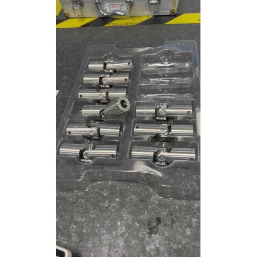 Manufacturer of Customized Stainless Steel Single  U-joint Miniature Mini Universal Joint   27 x71 200Pcs