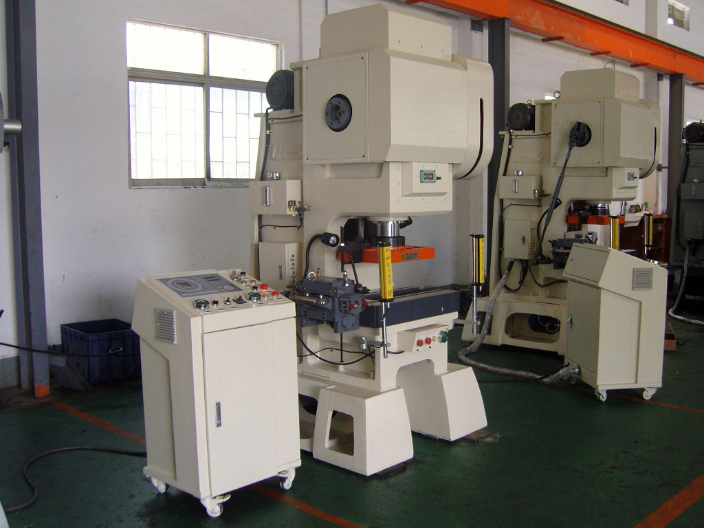 65T automatic stamping machine punching equipment for making eyelet power press machine